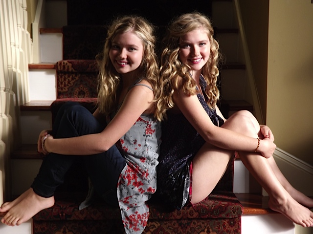 Cailin Loesch (left)and twin sister Hannah Loesch in 2012.