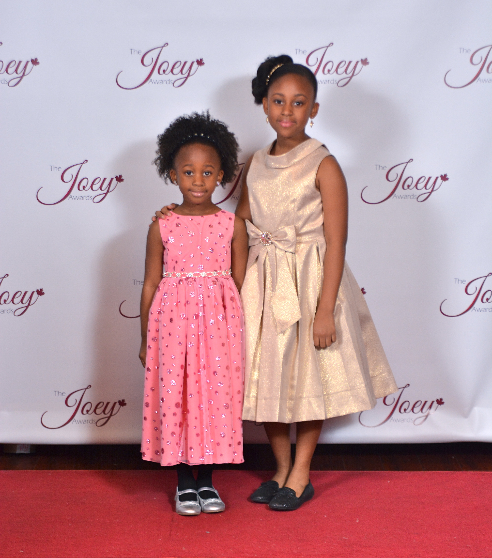Allison with her sister Ava at the 2014 Joey Awards in Vancouver