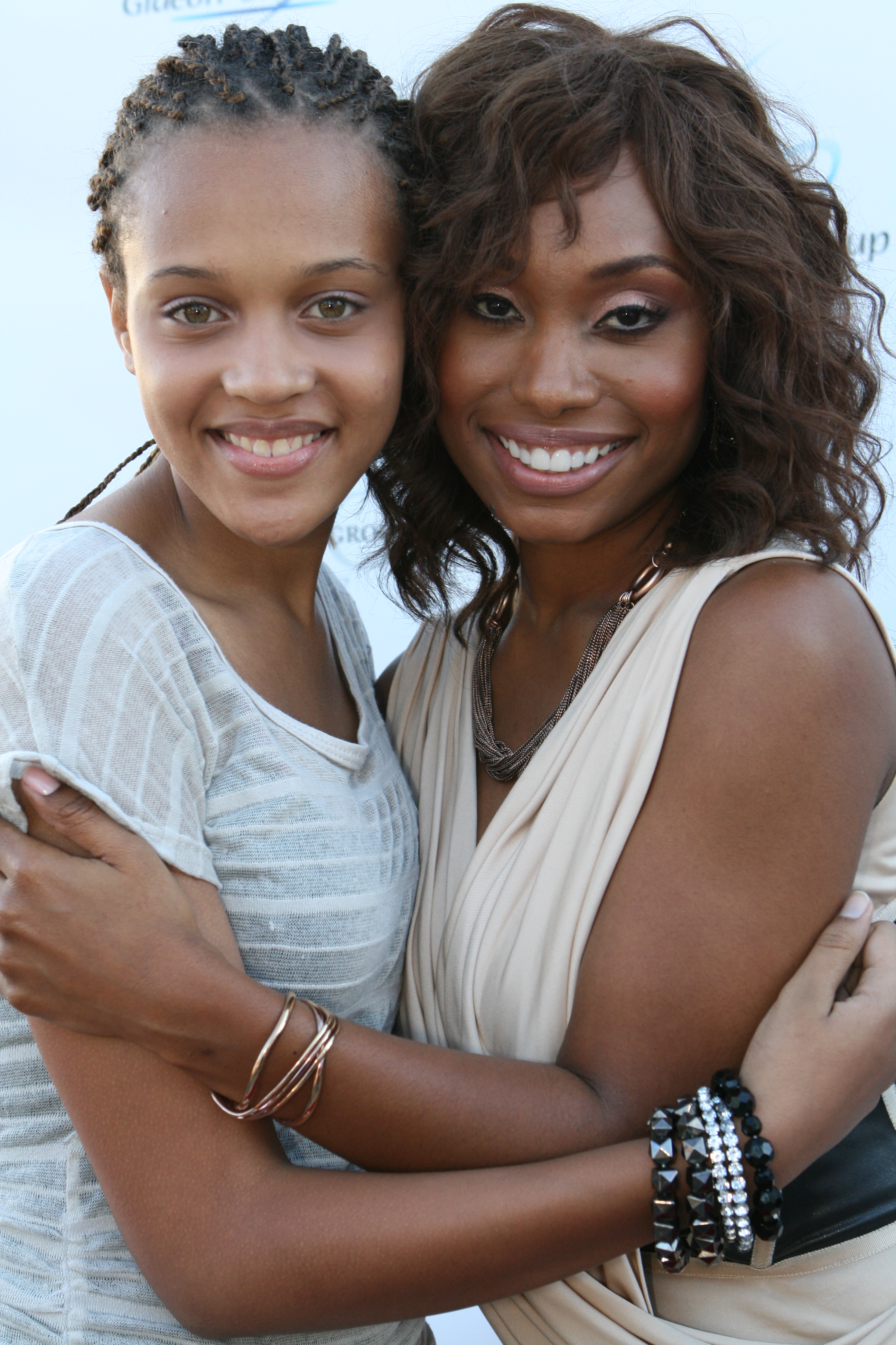 REIGN, Angel Conwell Family Time Premier July 2012