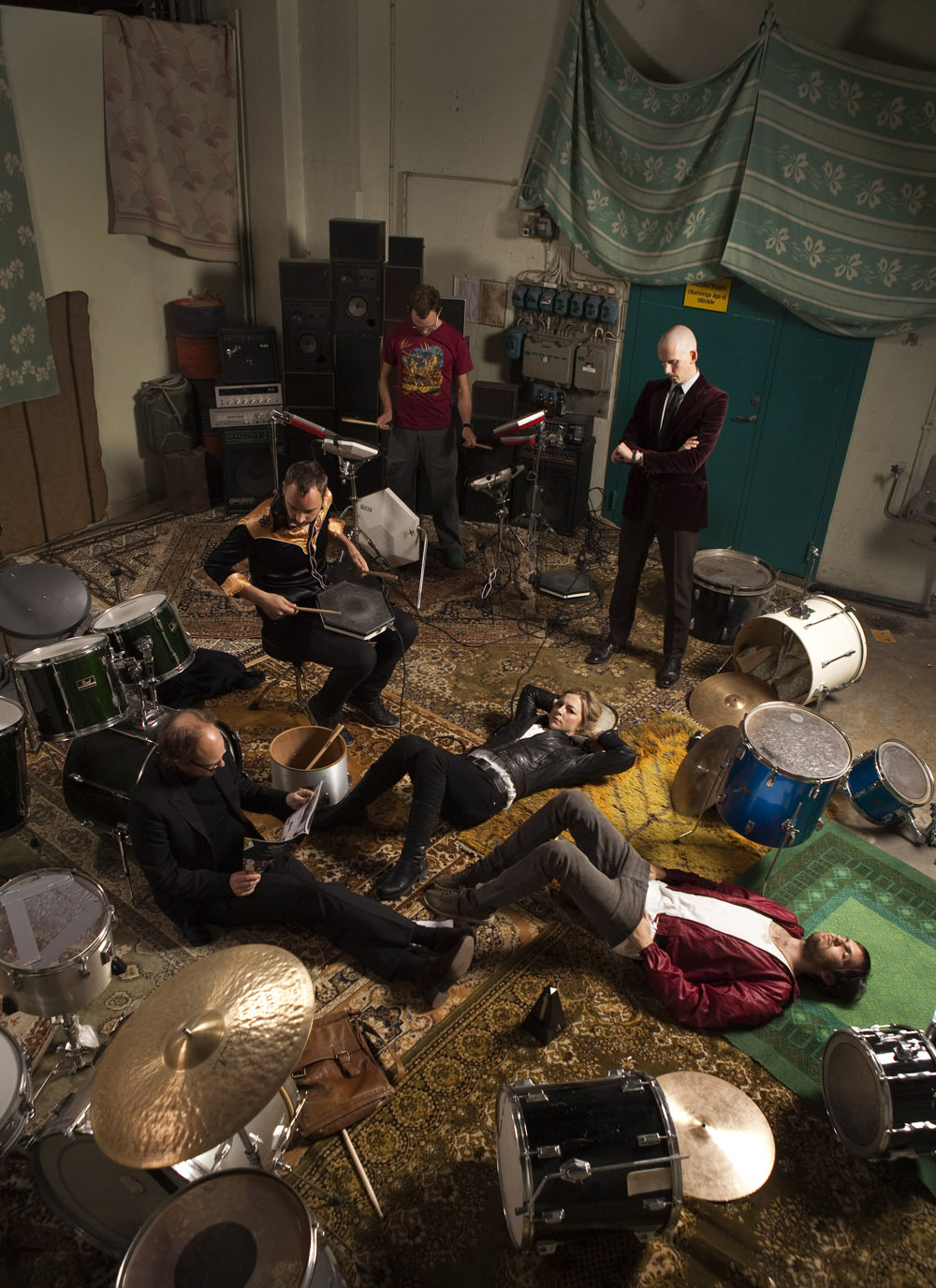 Still of Nils Bergendal, Ola Simonsson and Six Drummers in Sound of Noise (2010)