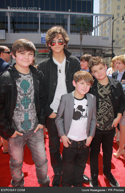Max Charles, Logan Charles, Brock Charles, Mason Charles at the World Premiere Red Carpet event of The Three Stooges