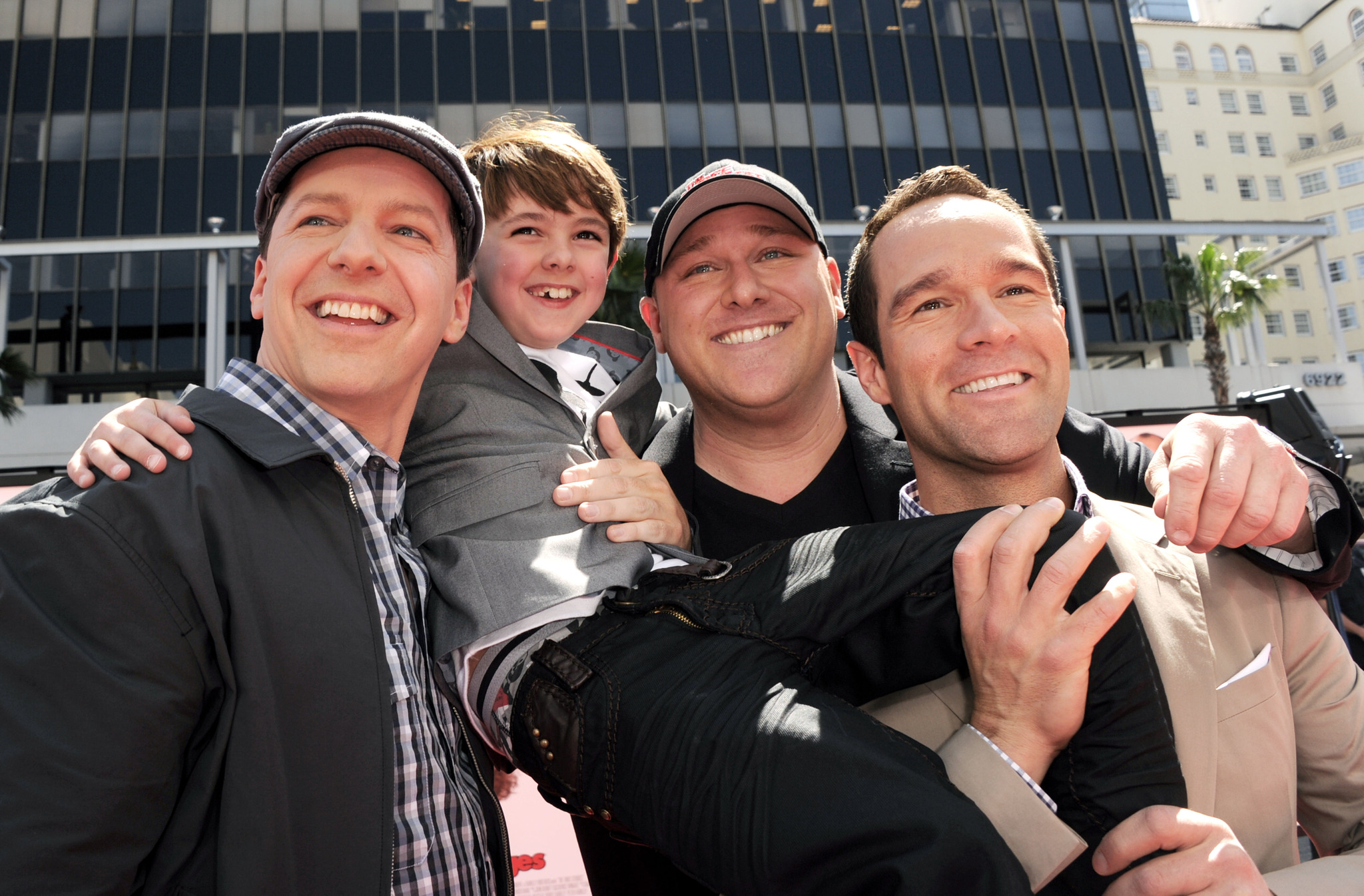 Sean Hayes, Chris Diamantopoulos, Will Sasso and Max Charles at event of Trys veplos (2012)