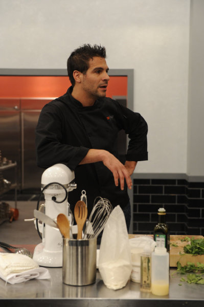 Still of Angelo Sosa in Top Chef (2006)