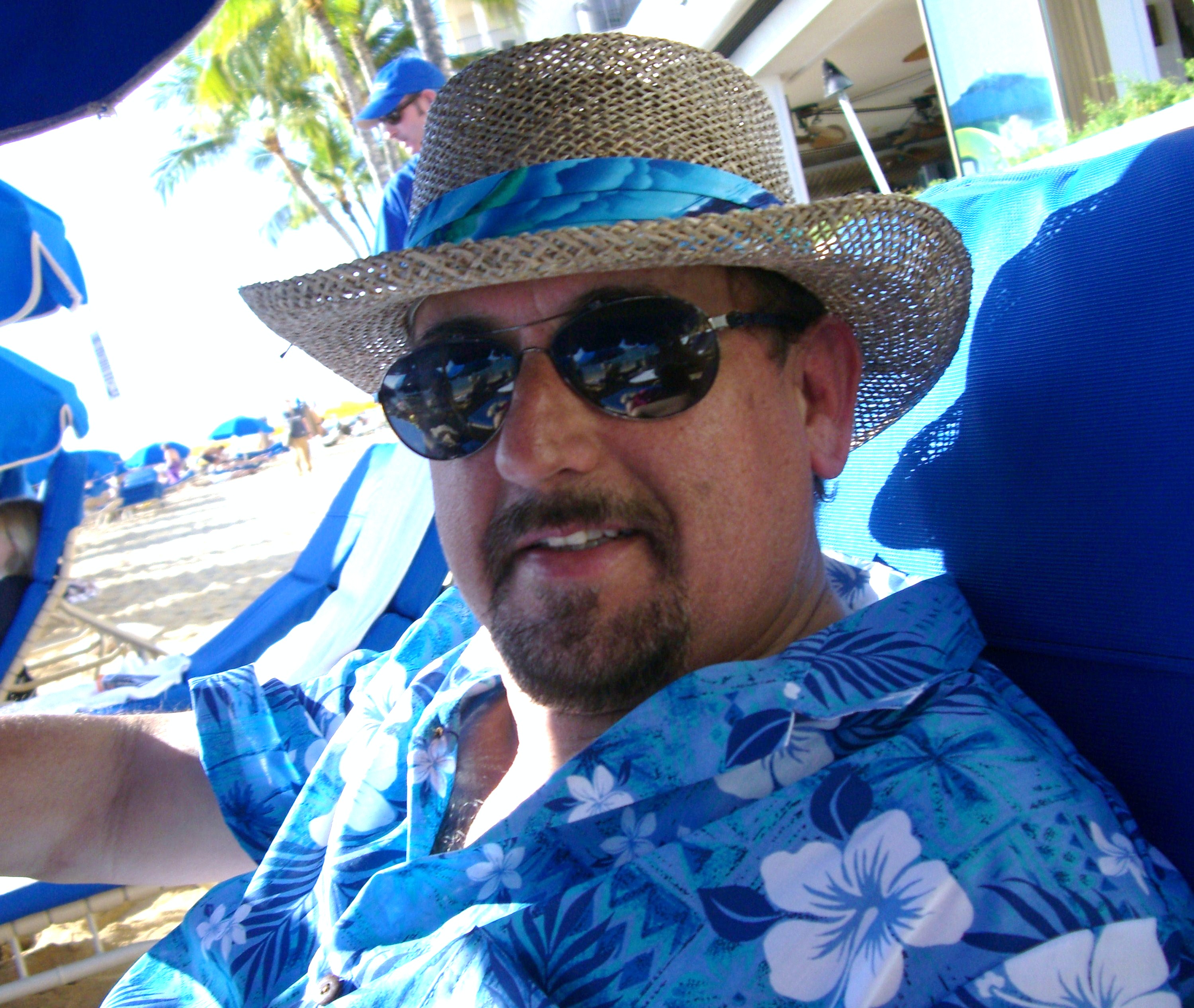 On location in Hawaii filming the ABC series Off The Map (2011) produced by Shonda Rhimes, directed by Randy Zisk