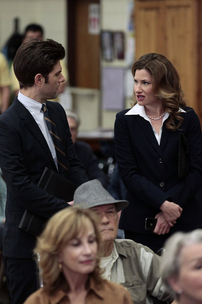 Still of Adam Scott and Kathryn Hahn in Parks and Recreation (2009)