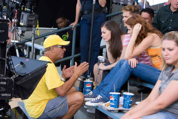 Still of Mykelti Williamson, Nick Zano, R. Ellis and Haley Webb in Galutinis tikslas 4 (2009)