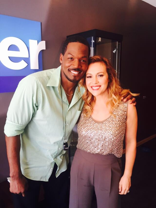 TC with Alyssa Milano on the set Entertainment Tonight