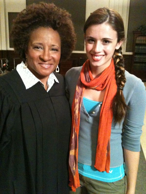 Wanda Sykes and Jenna Kanell on the set of Drop Dead Diva, 