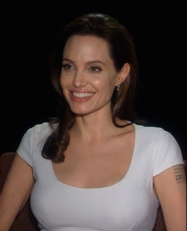 Angelina Jolie in Nepaluzes (2014)