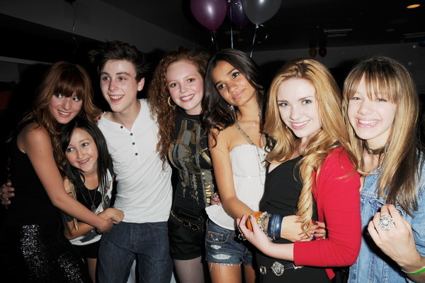 Sadie Calvano with Bella Thorne, Noah Cyrus, Pia Mia Perez, Kailey Swanson and Sterling Beaumon (at his birthday party)
