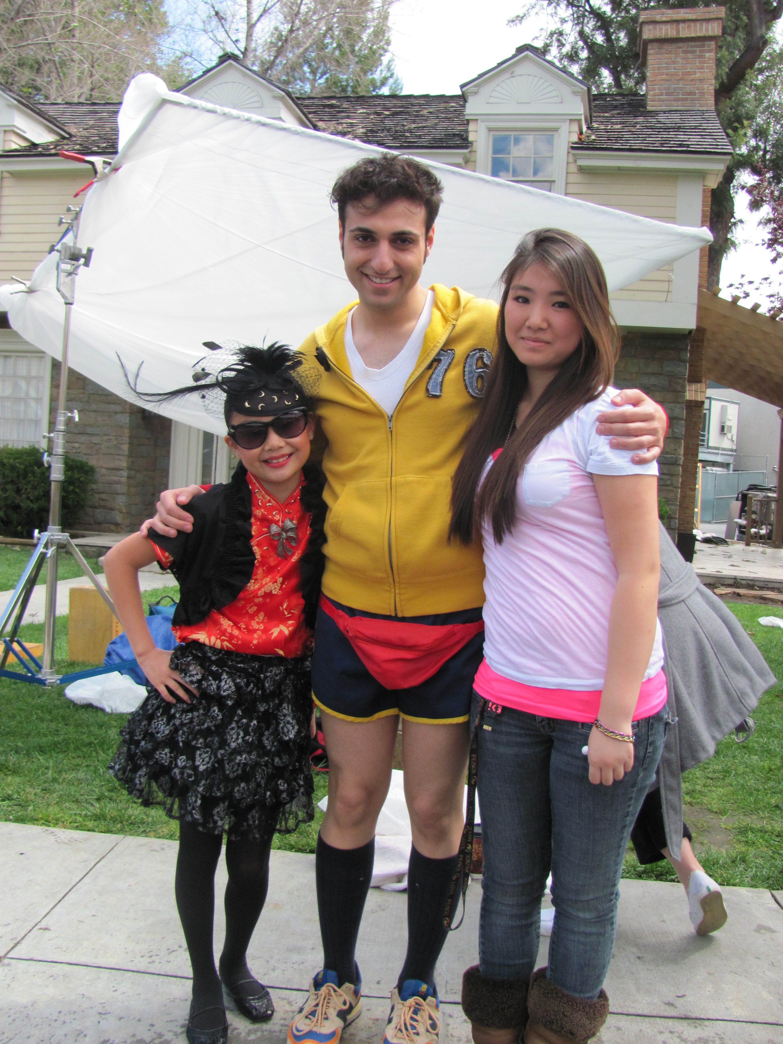 Victoria Grace with Tony Yalda and sister Cassandra on set for Made in China.