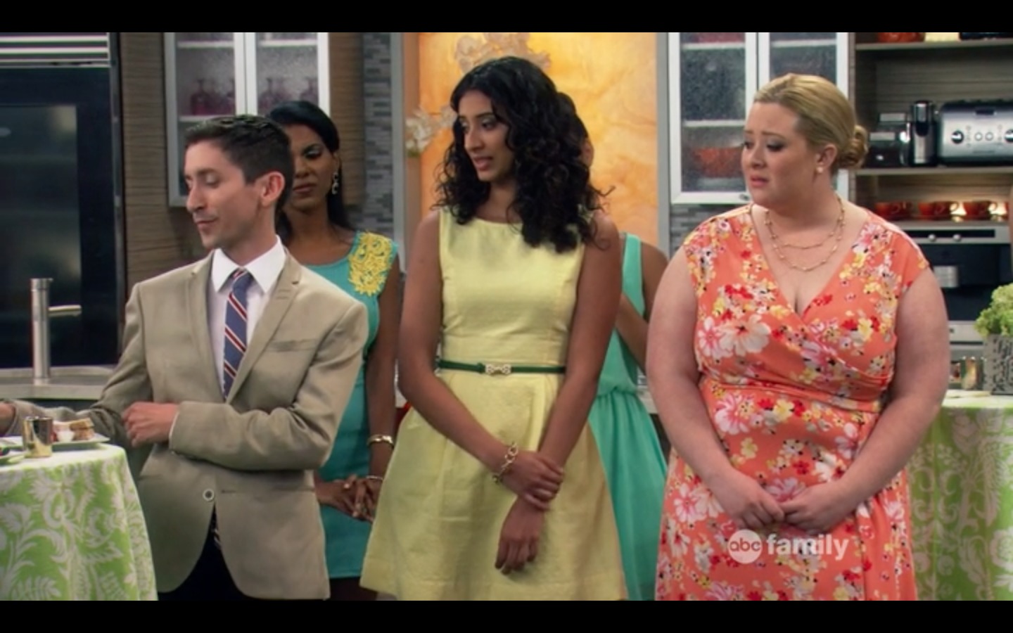 Ryan Alvarez, Hina Khan, and Michelle Meredith in Young & Hungry