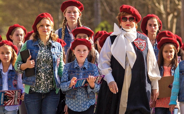 Kristen Bell, Ella Anderson and Melissa McCarthy leading the pack of Darnell's Darlings in feature 