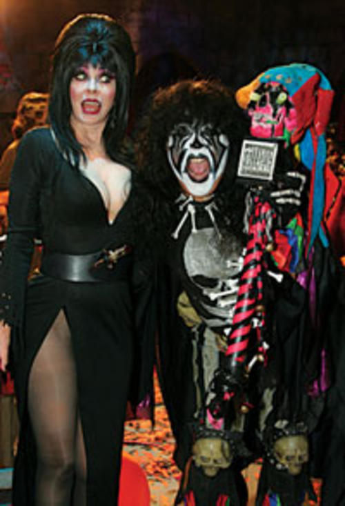 Fifi Larue with Elvira MIstress of the Dark during 