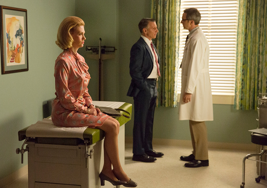 Still of January Jones, Christopher Stanley and Doug Simpson in Mad Men (2015).