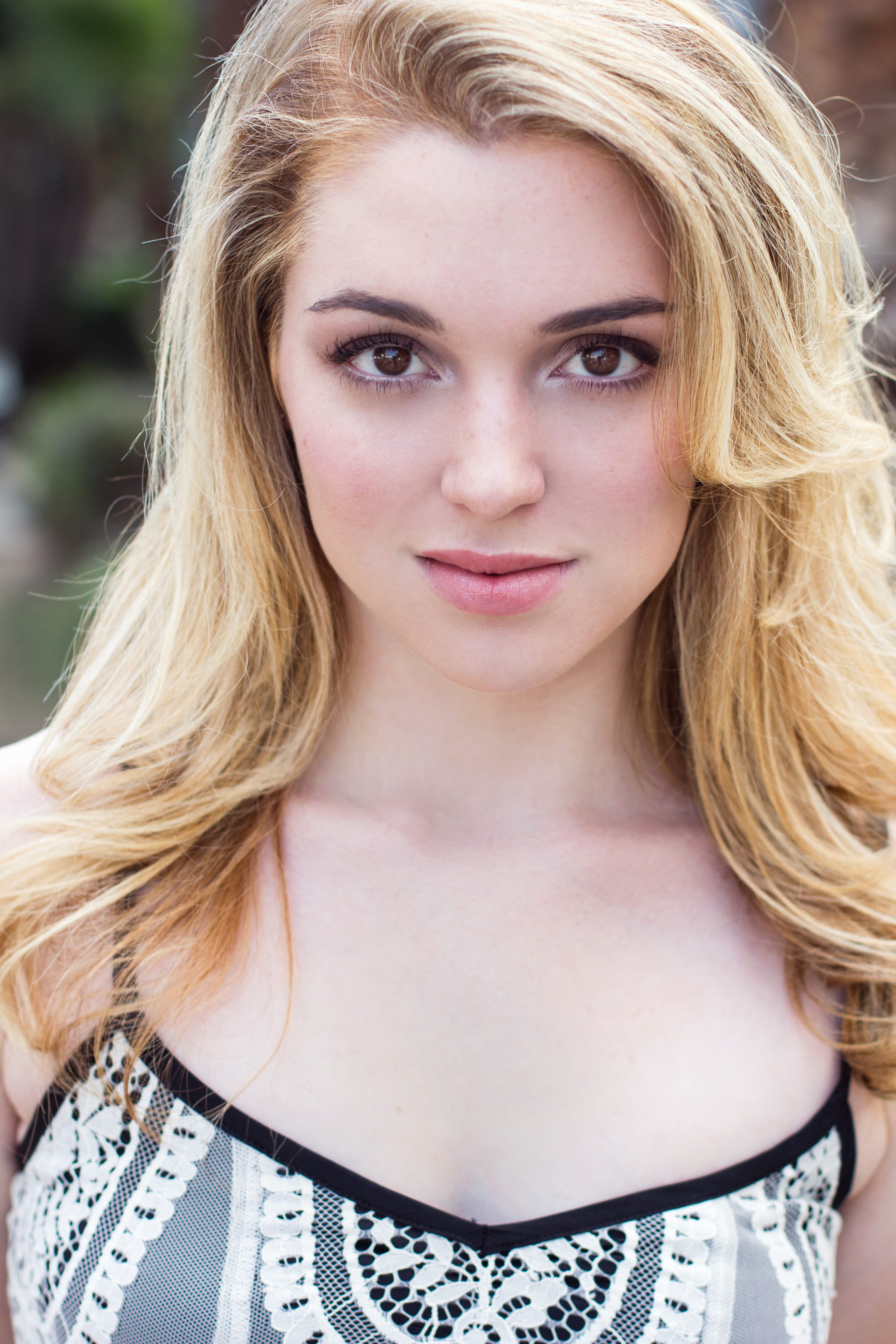 Jennifer Stone