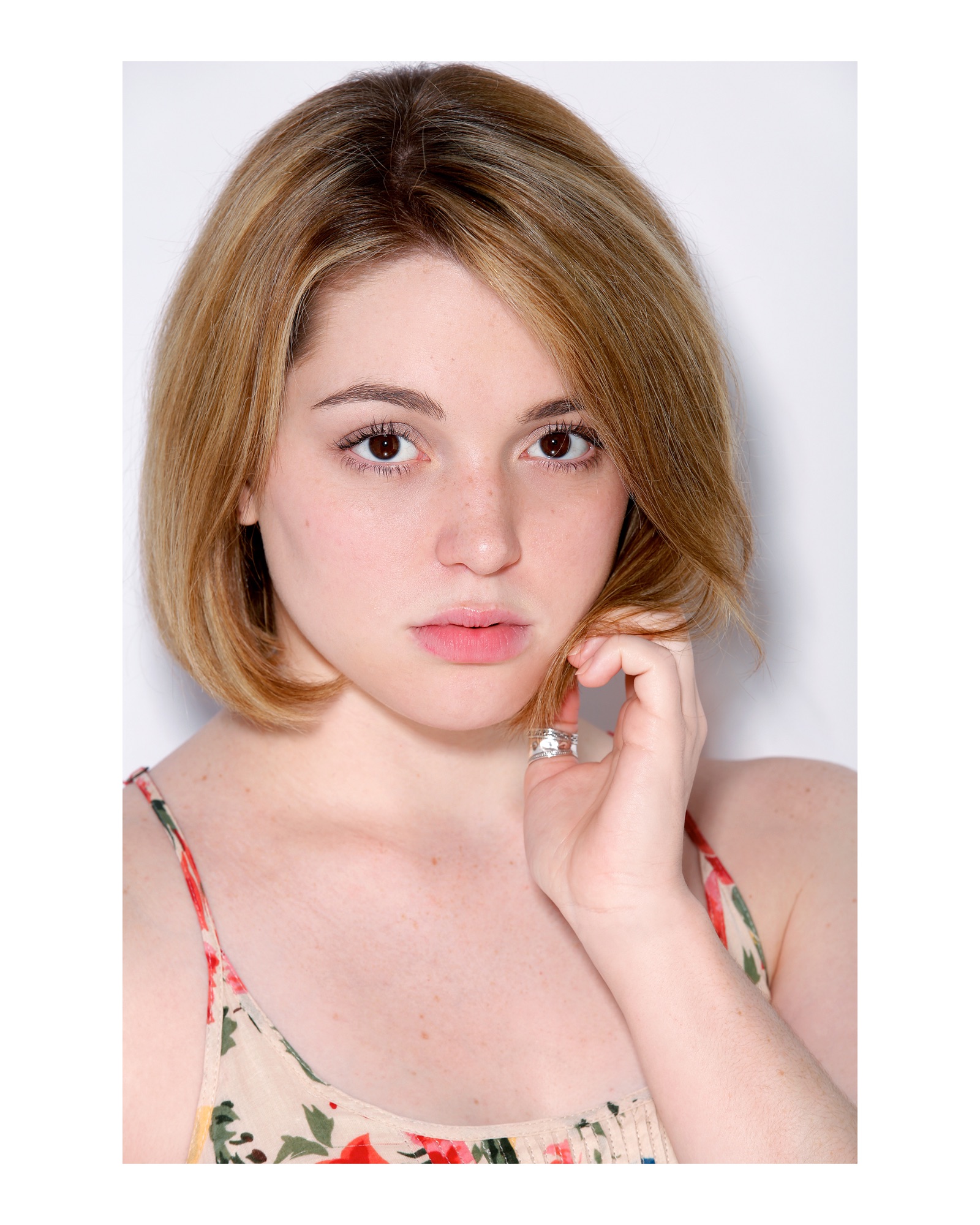 Jennifer Stone