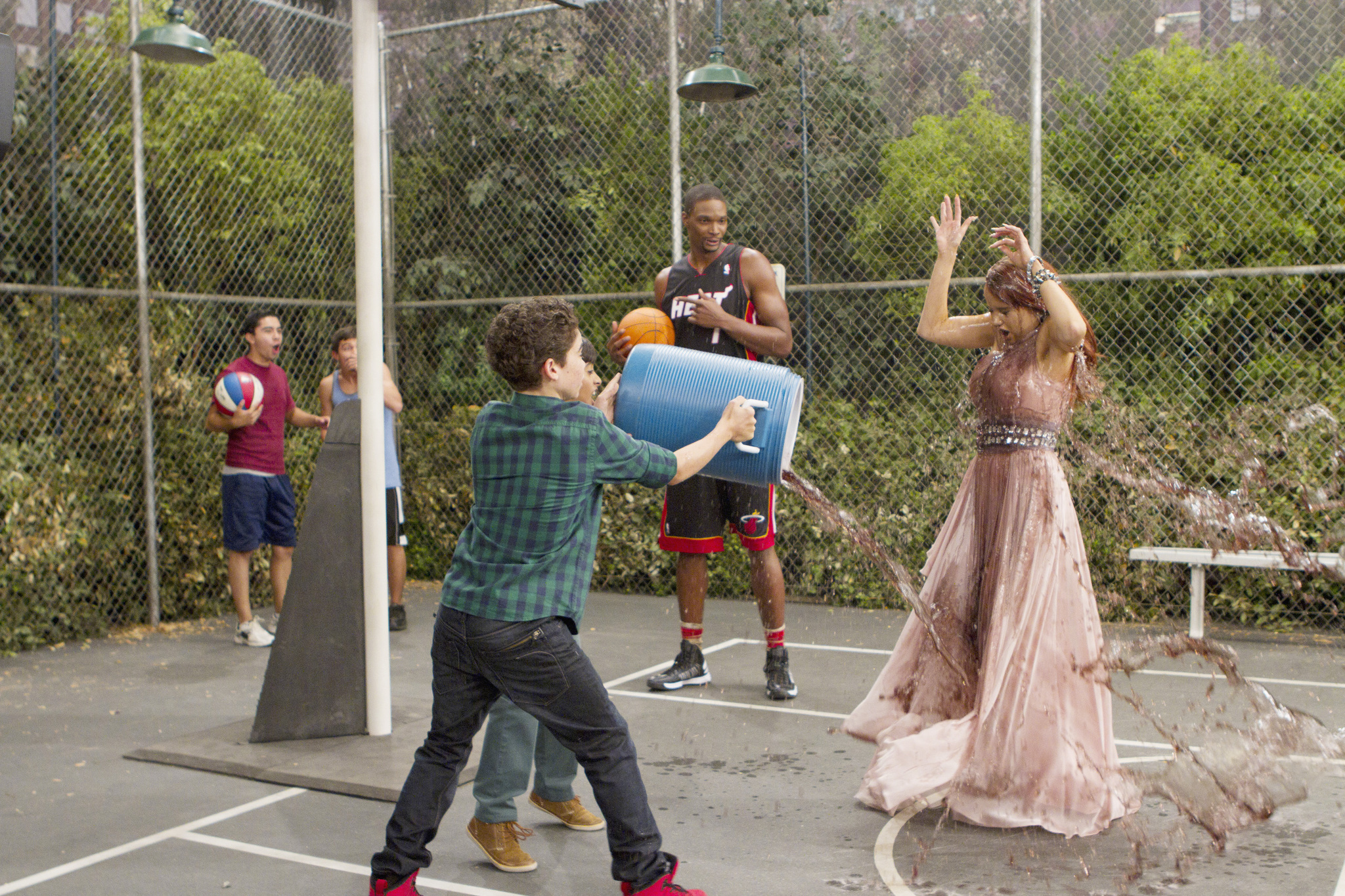 Still of Chris Bosh, Cameron Boyce, Debby Ryan and Karan Brar in Jessie (2011)