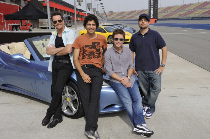 Still of Kevin Dillon, Adrian Grenier, Kevin Connolly and Jerry Ferrara in Entourage (2004)