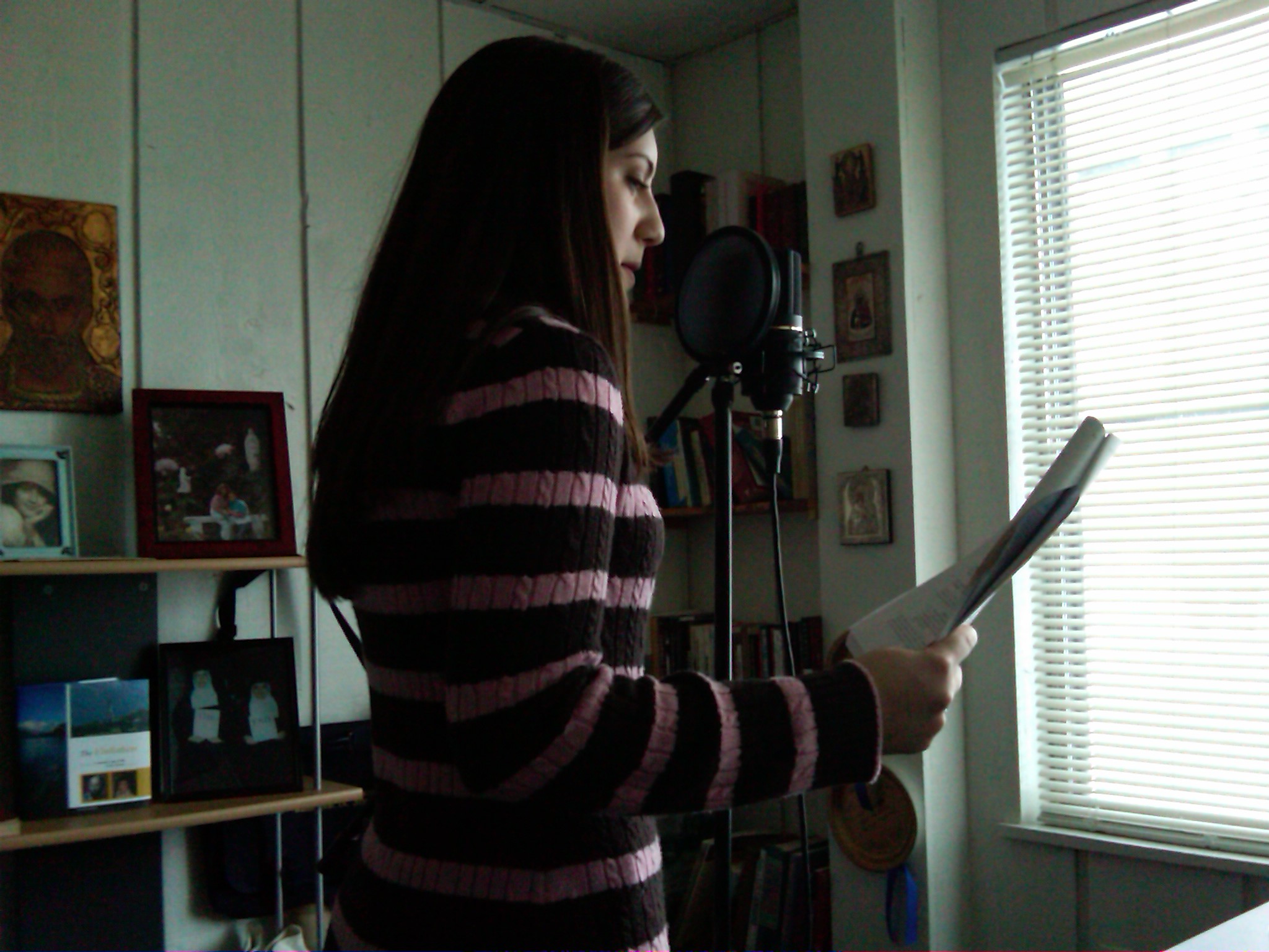 Actress Mary Rose Maher doing Voice Over work.