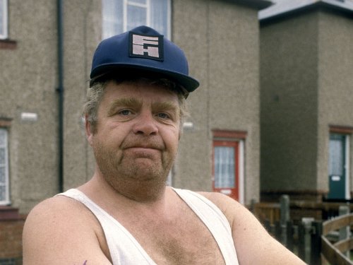 Still of Geoffrey Hughes in Keeping Up Appearances (1990)