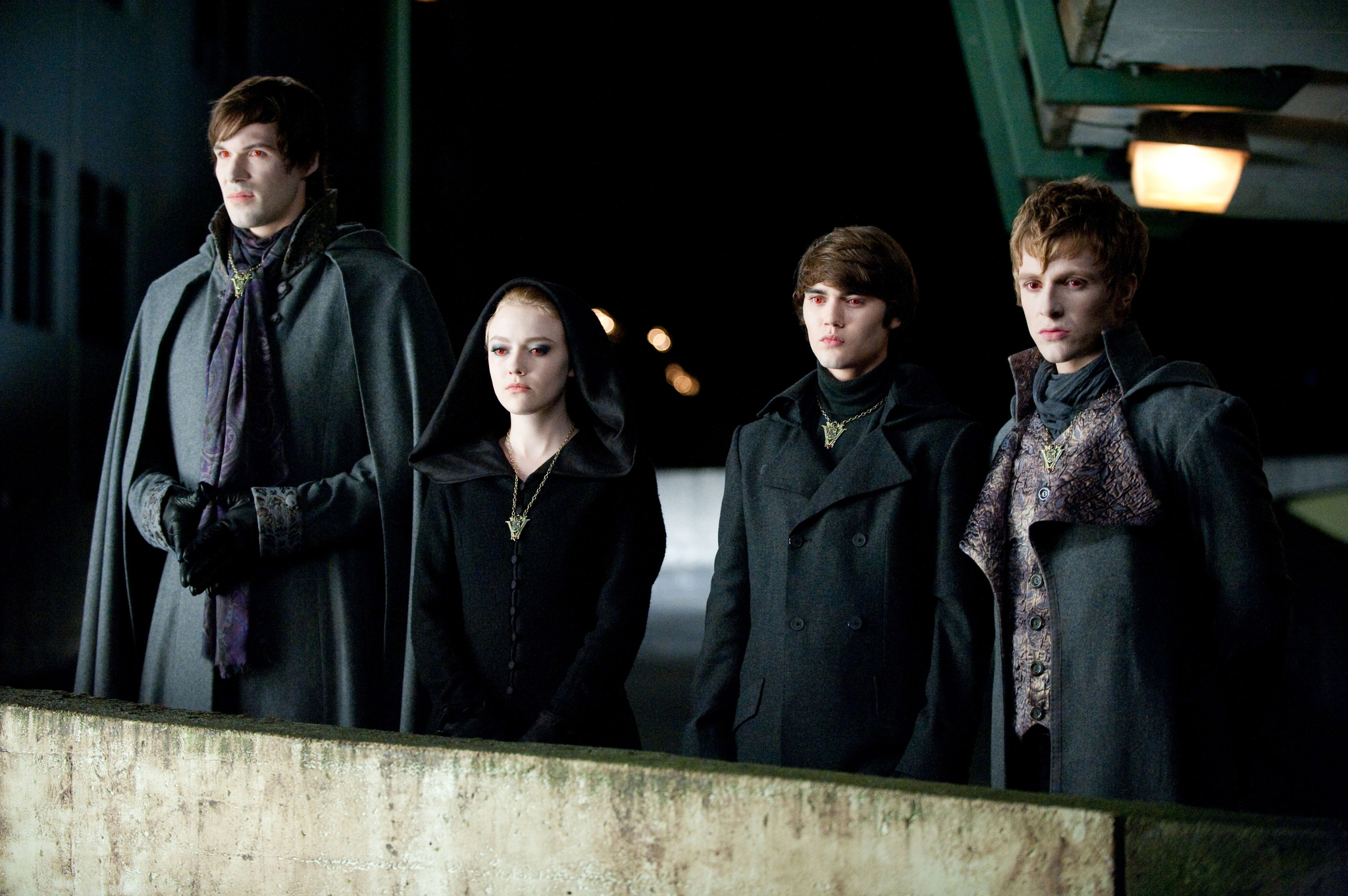 Still of Dakota Fanning, Cameron Bright, Daniel Cudmore and Charlie Bewley in The Twilight Saga: Eclipse (2010)