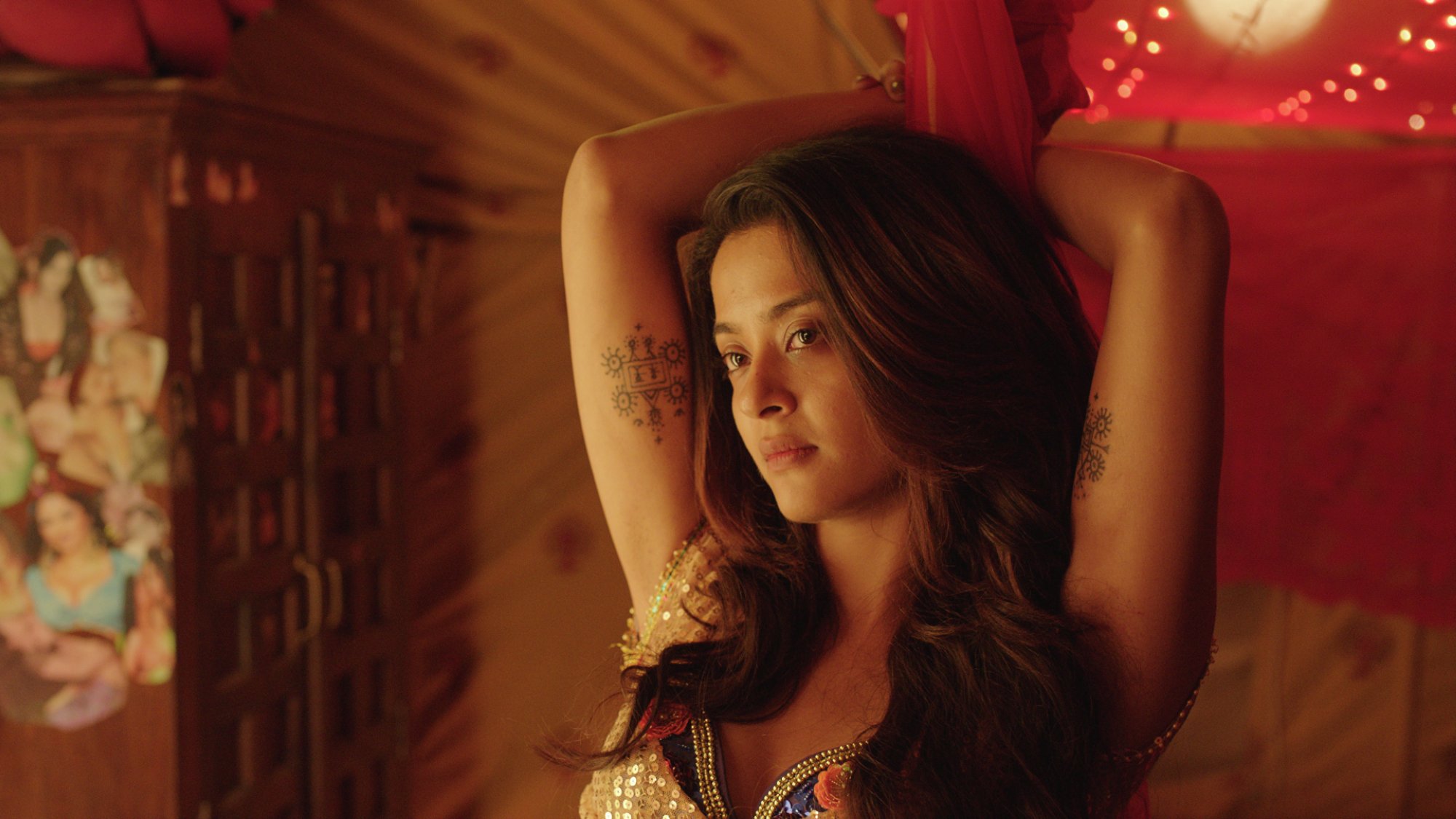Still of Surveen Chawla in Parched (2015)