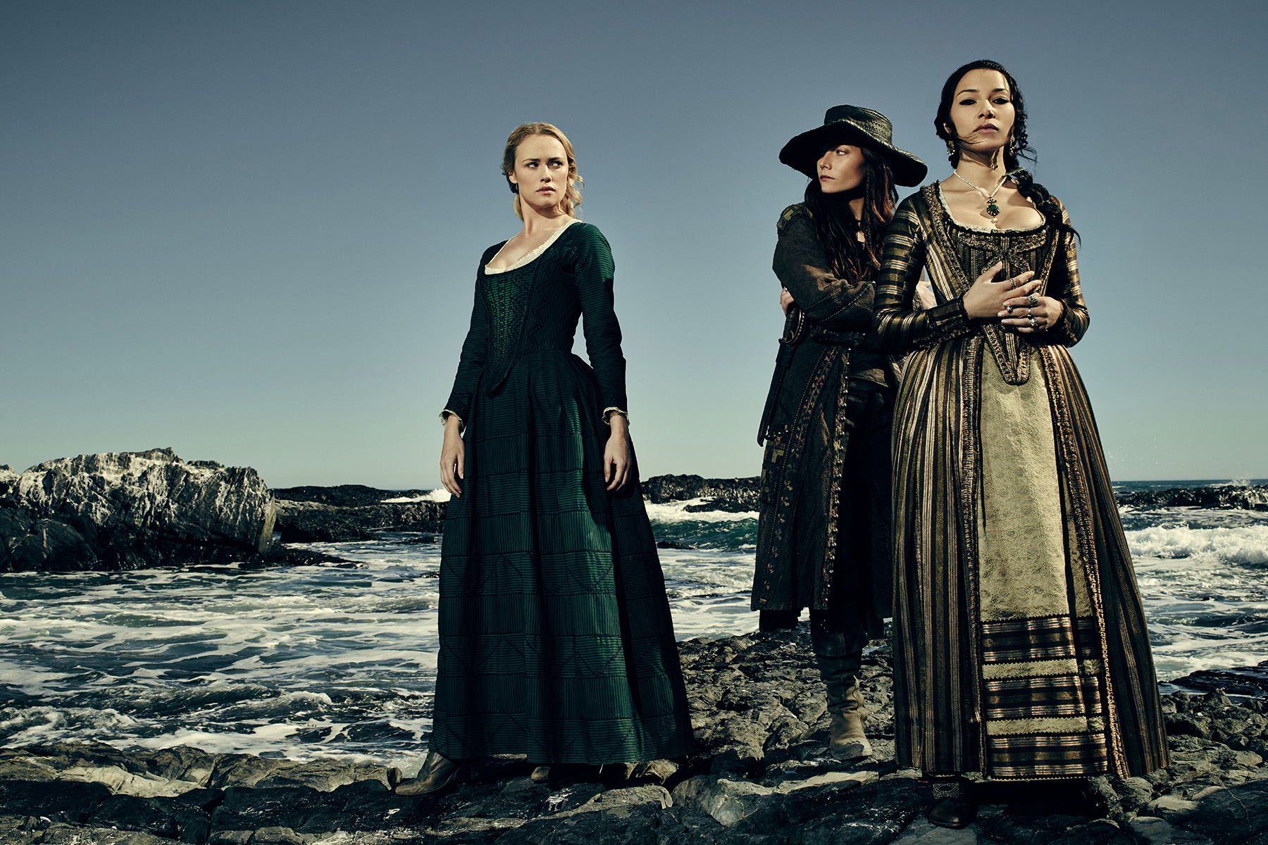 Still of Jessica Parker Kennedy, Clara Paget and Hannah New in Black Sails (2014)