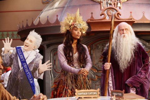 Still of Martin Short, Peter Boyle and Aisha Tyler in The Santa Clause 3: The Escape Clause (2006)