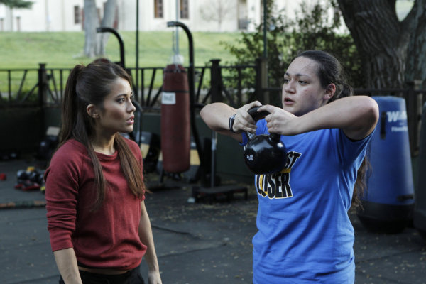 Still of Cara Castronuova and Kaylee Kinikini in The Biggest Loser (2004)