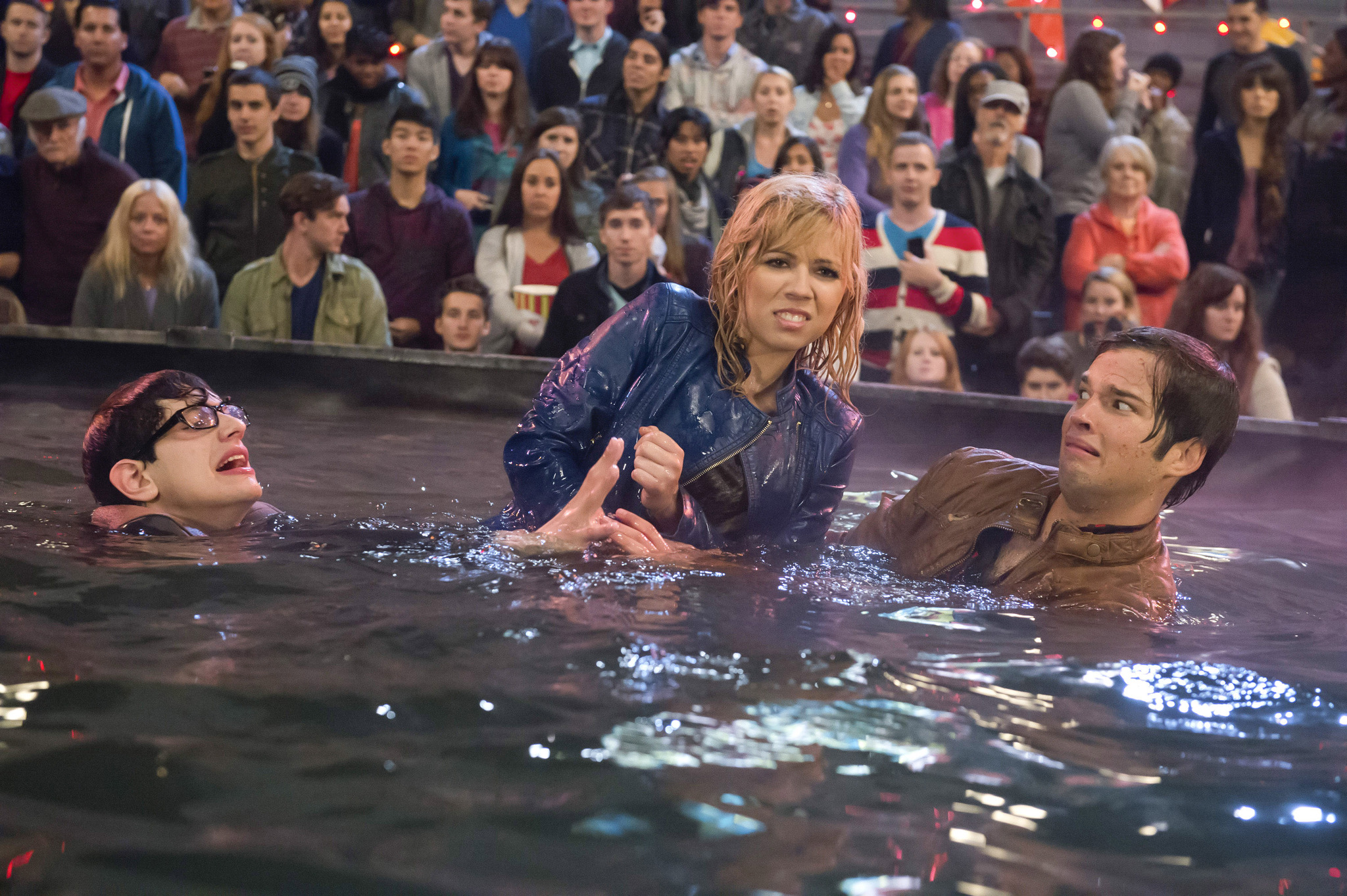 Still of Nathan Kress, Jennette McCurdy and Matt Bennett in Sam & Cat (2013)