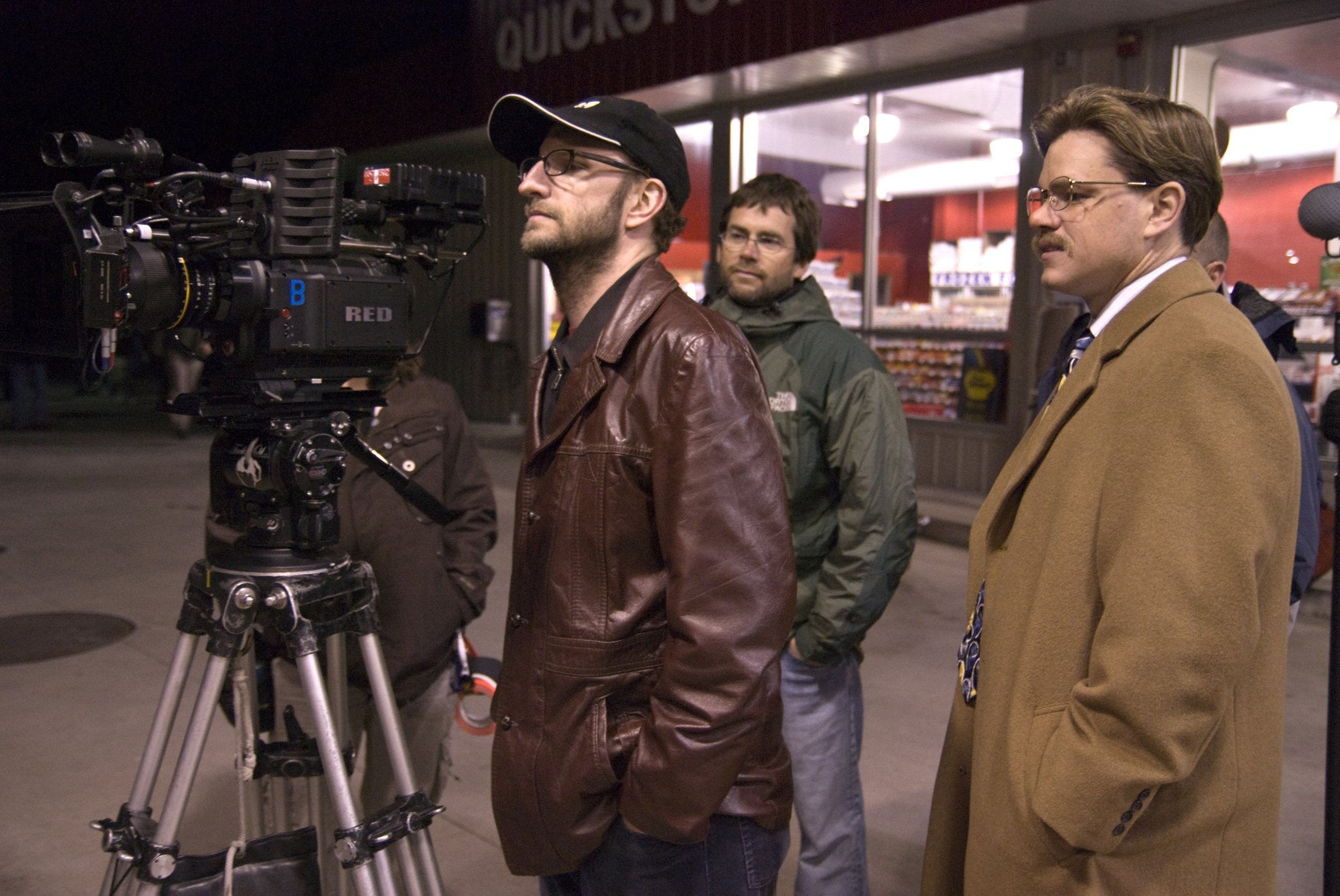 Matt Damon and Steven Soderbergh in Informatorius (2009)