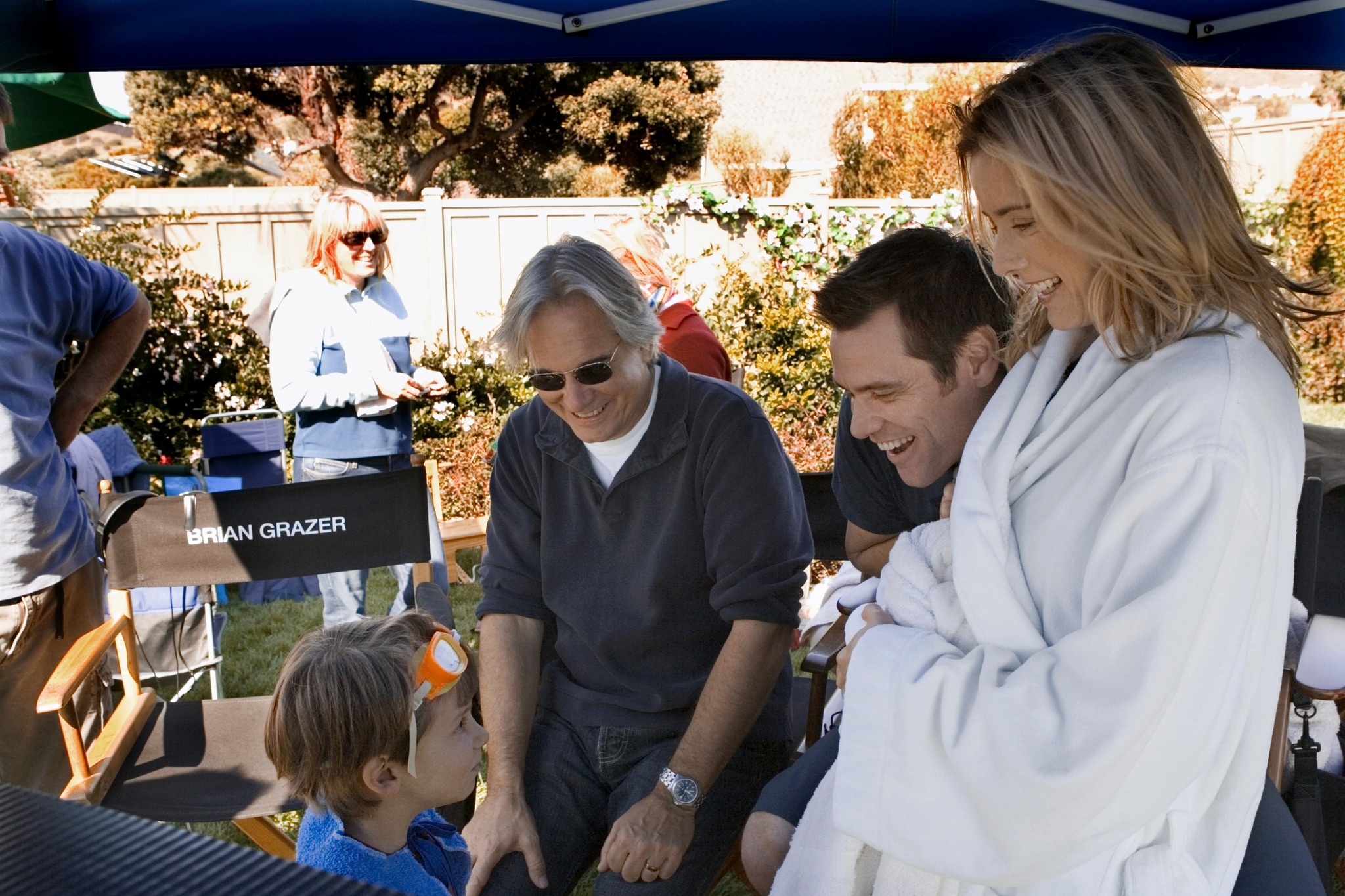 Still of Jim Carrey, Téa Leoni and Dean Parisot in Fun with Dick and Jane (2005)