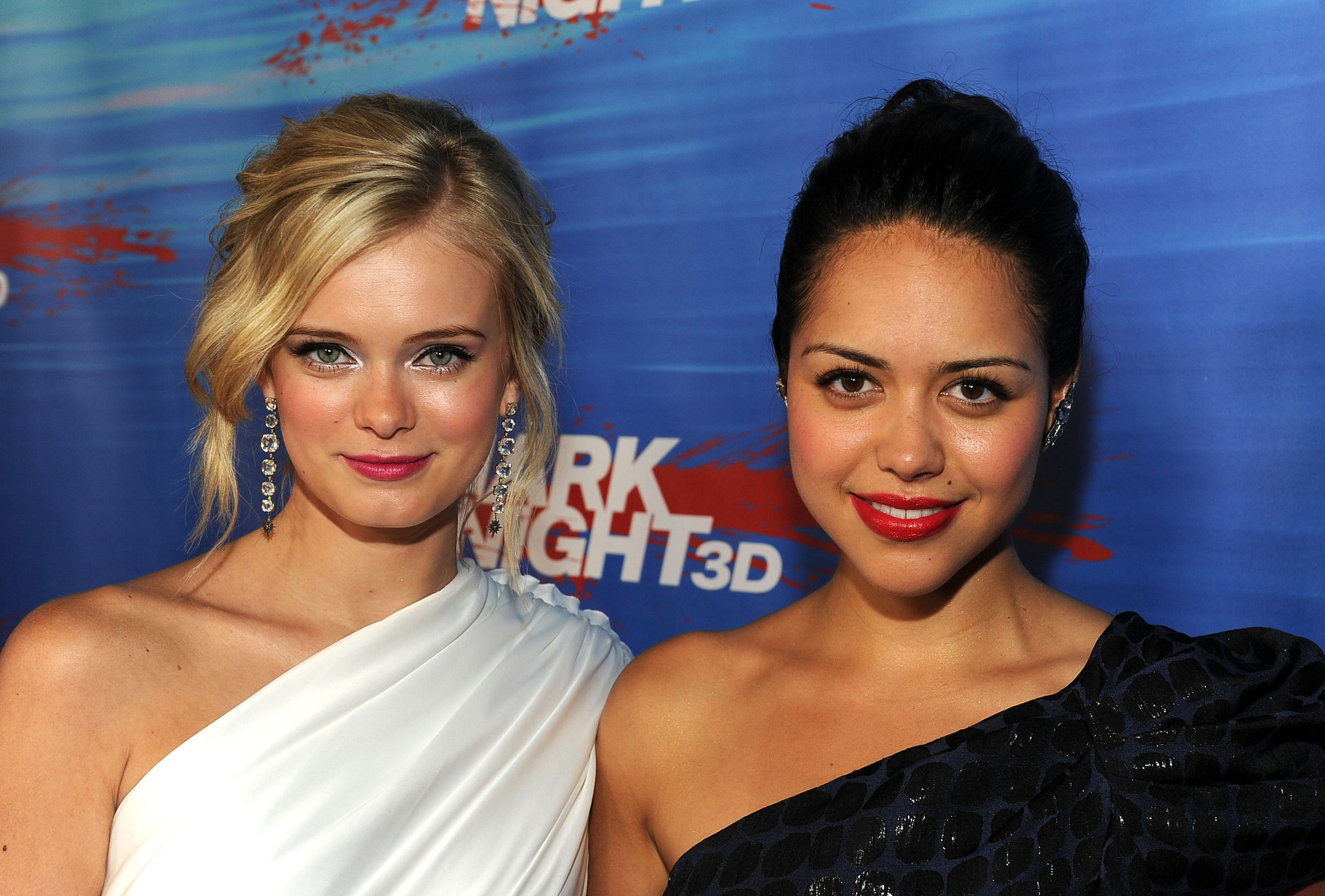 Sara Paxton and Alyssa Diaz at event of Shark Night 3D (2011)