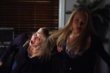 Still of Kristen Bell and Hayden Panettiere in Herojai (2006)