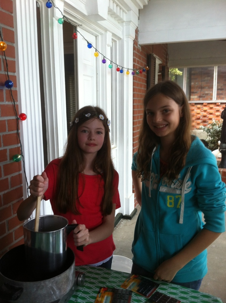 Mia & Mackenzie Foy