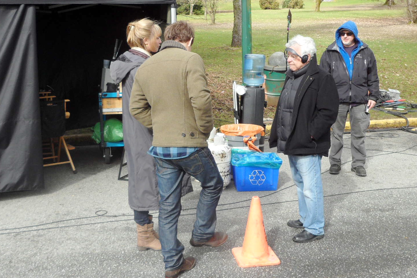 Gigi Friedman, Travis Nelson, and director Jeannot Szwarc on set of 