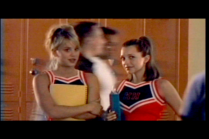 Kaley Cuoco and Shelley Bennett
