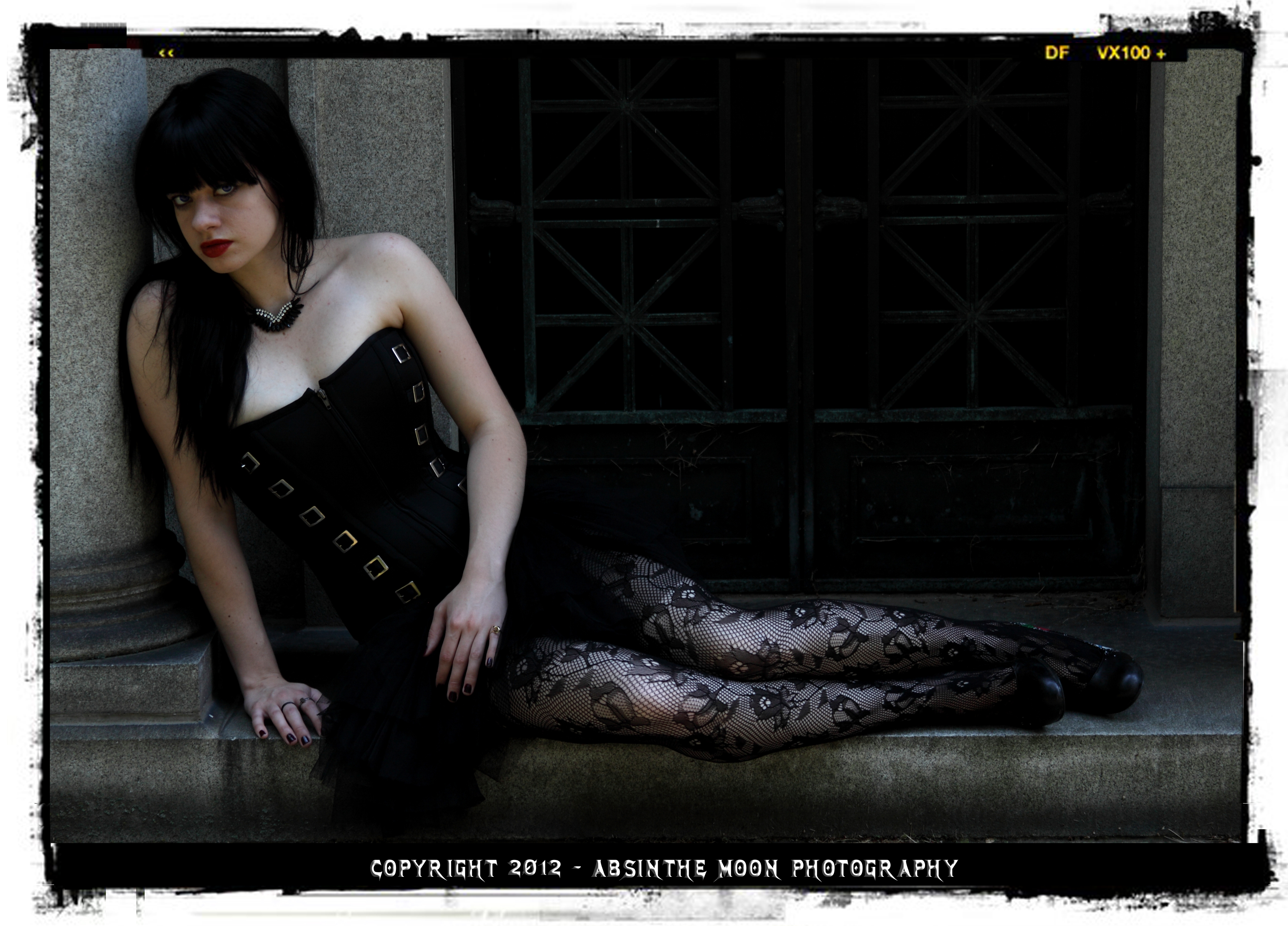 Photo By: Absinthe Moon Photography
