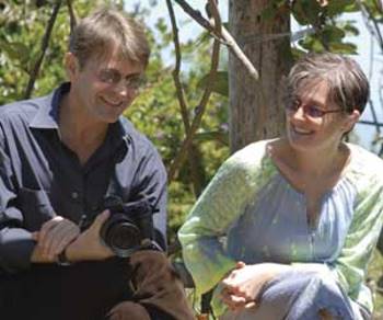 Still of Mikhail Baryshnikov and Alice Waters in Iconoclasts (2005)