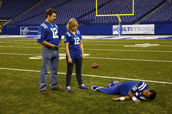 Still of Nick Offerman, Amy Poehler and Aziz Ansari in Parks and Recreation (2009)
