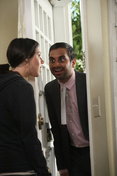 Still of Aziz Ansari and Aubrey Plaza in Parks and Recreation (2009)