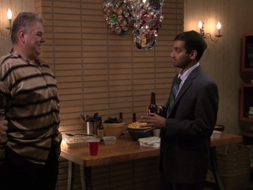Still of Jim O'Heir and Aziz Ansari in Parks and Recreation (2009)