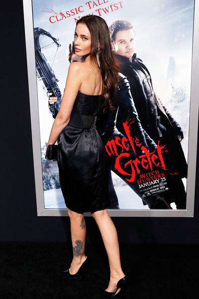 Stephanie Corneliussen attends Hansel and Gretel premiere at TCL Chinese Theater in Hollywood.
