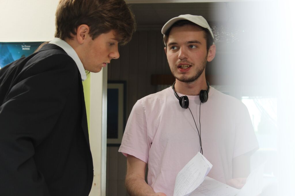 Marius Sørvik and William Jøhnk Nielsen at set of Bare tjue.