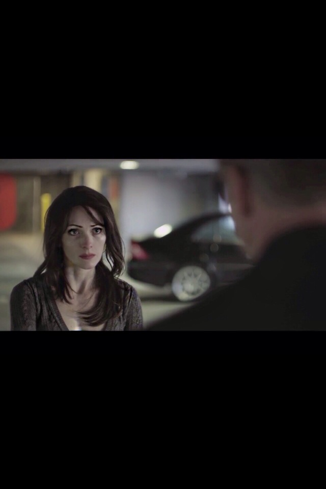 Production still of Victoria Gates as Linda in 