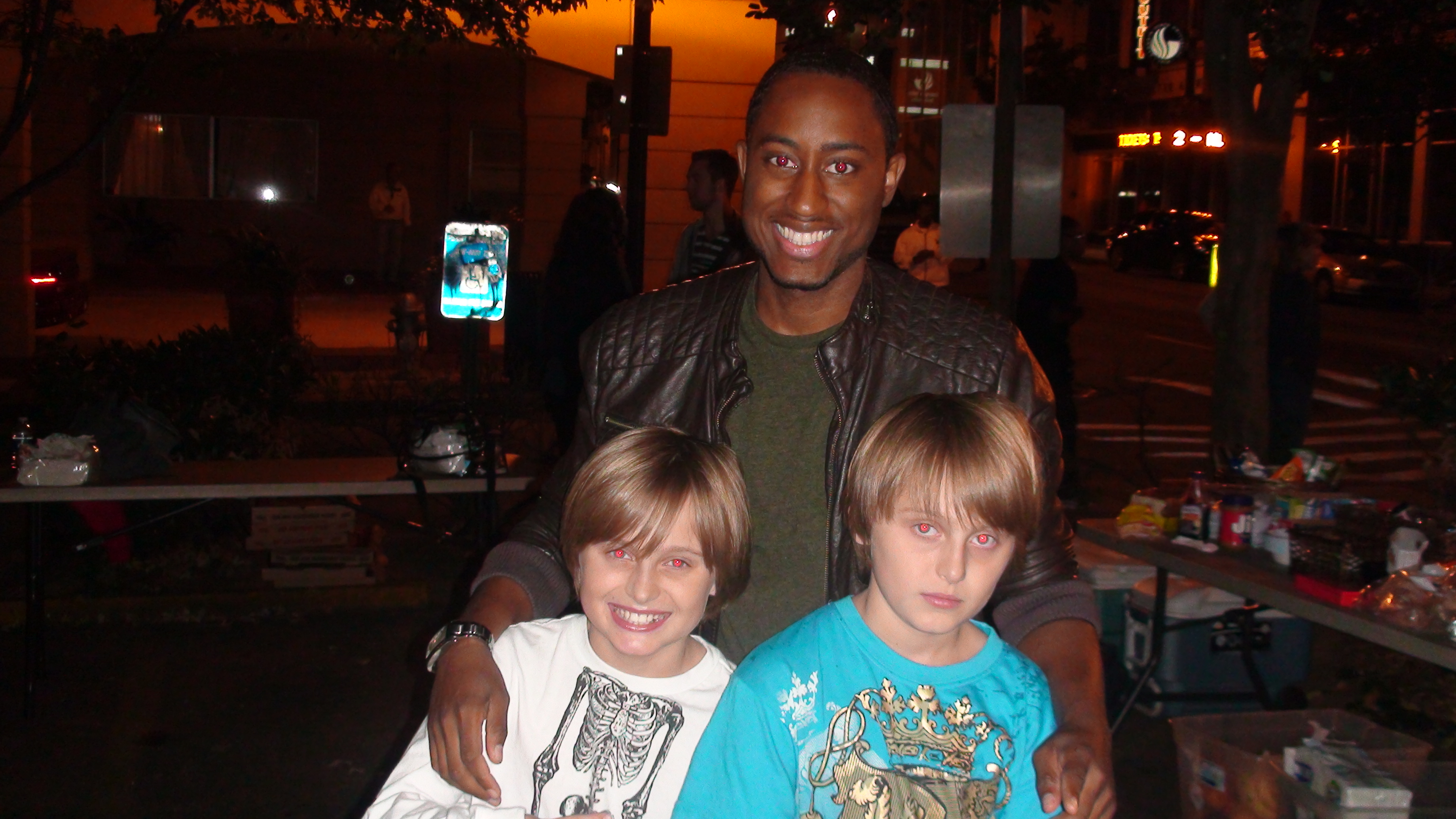 Montrel Miller, Peyton Townsend, and Parker Townsend on set of Papa