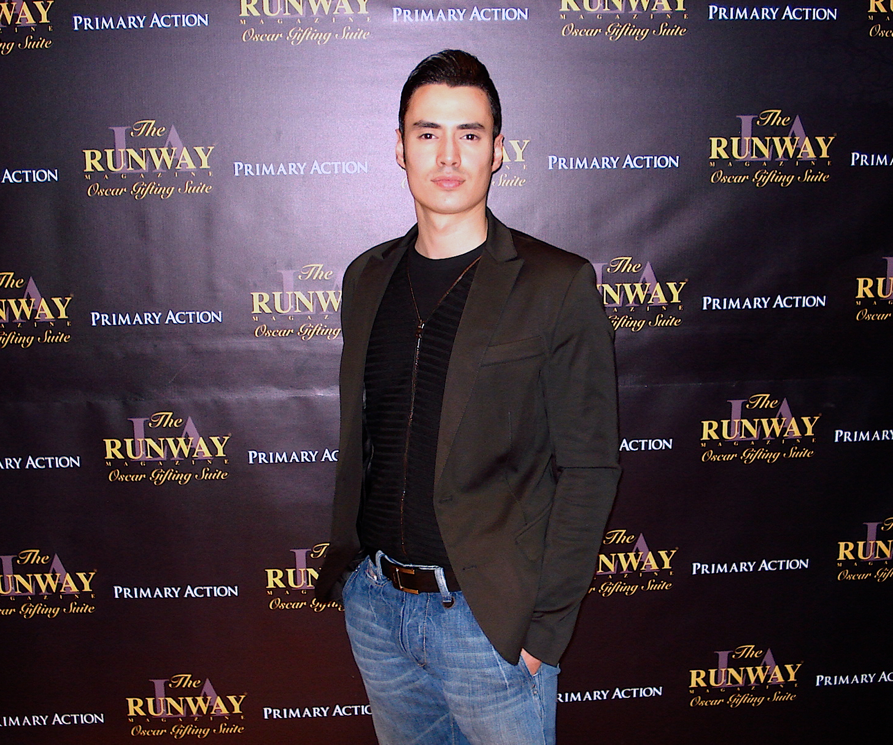 Enzo Zelocchi - The Runway magazine -Oscar 2009 Gifting Suite