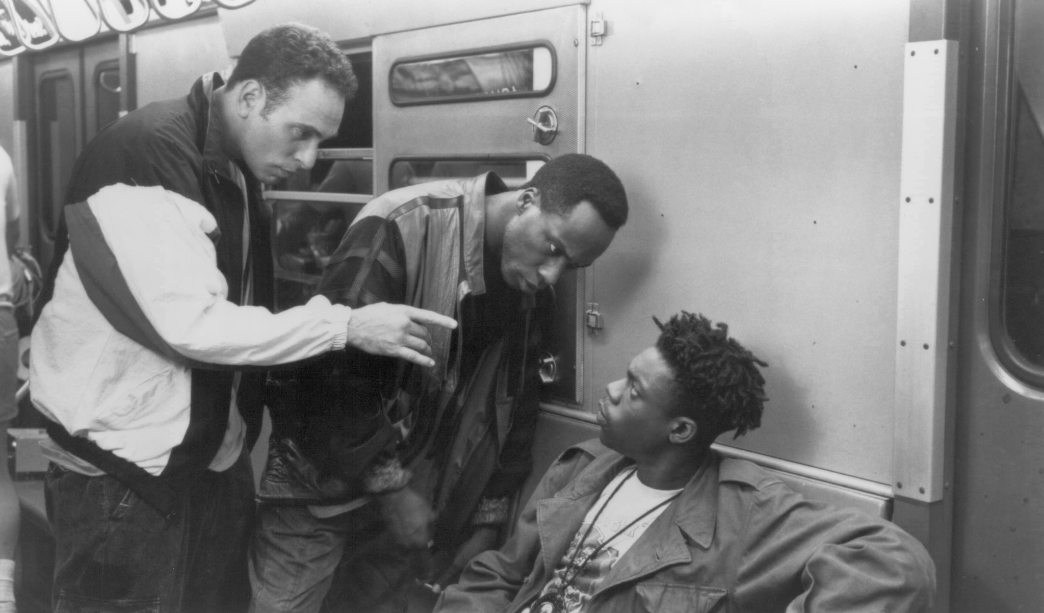 Still of Doug E. Doug, Mario Joyner and Nestor Serrano in Hangin' with the Homeboys (1991)