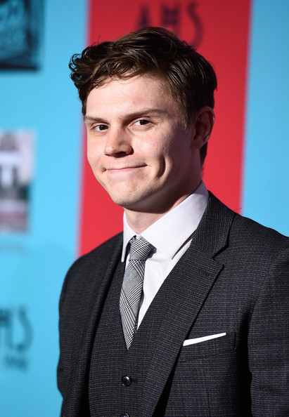 Evan Peters